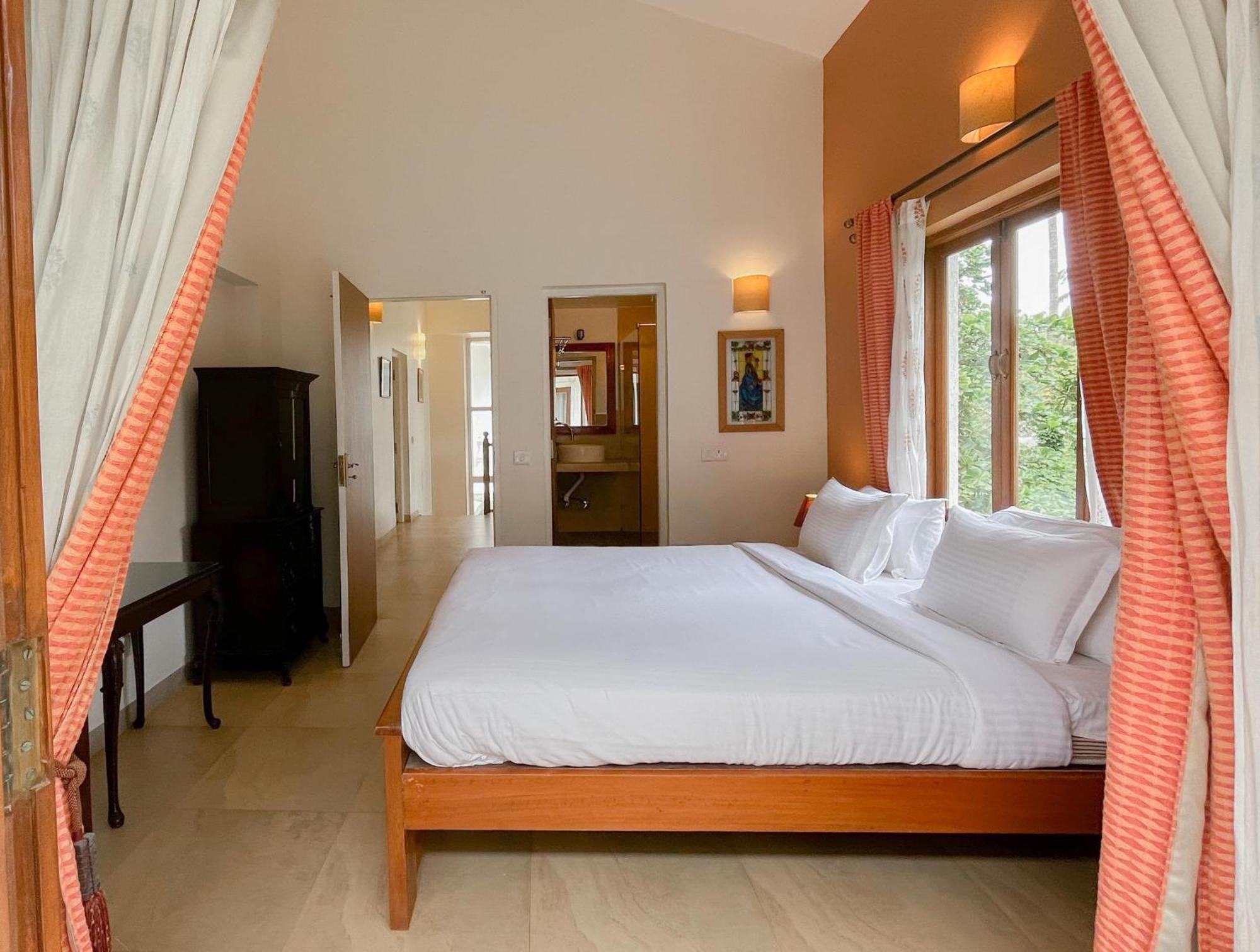 Rainforest - Casa Azure 5 Min Walk To The Beach Calangute Exterior foto
